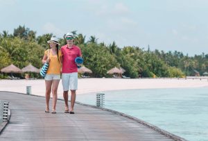 Krystal International Vacation Club Highlights the “Rose Scam” Travelers Should Avoid (2)